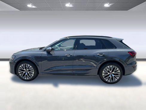 Used 2024 Audi Q8 e-tron Prestige AWD/4WD image 2
