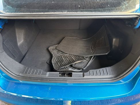 Used 2012 Ford Focus SEL image 9