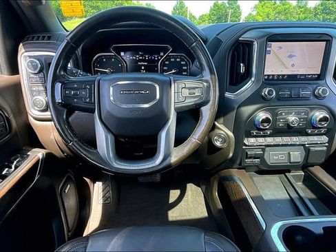 Used 2020 GMC Sierra 3500 Denali w/ Denali Ultimate Package AWD/4WD image 9
