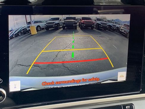 Used 2025 Toyota Camry LE image 17