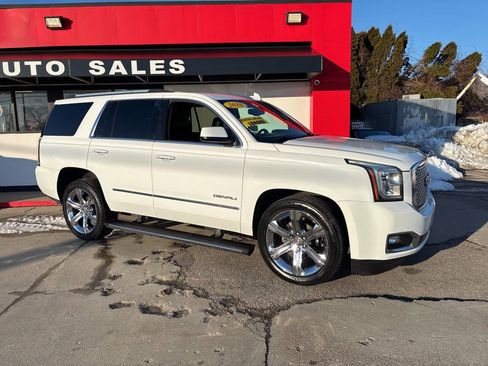 Used 2016 GMC Yukon Denali w/ Open Road Package image 2