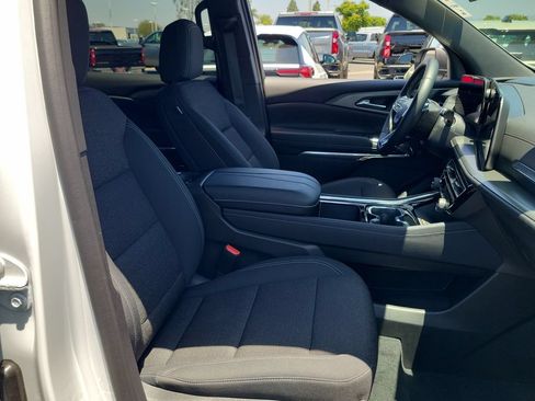 Used 2026 Chevrolet Traverse LT FWD image 26