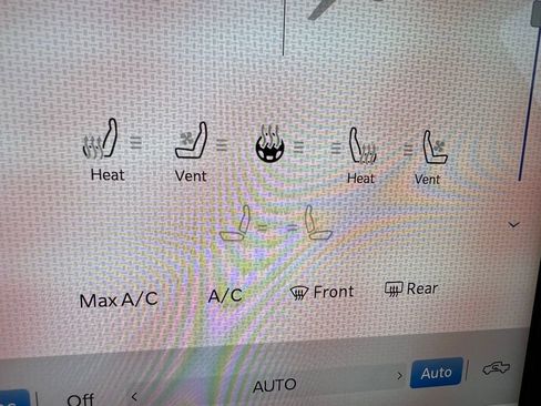 Used 2025 RAM 1500 Limited w/ Off Road Group image 49