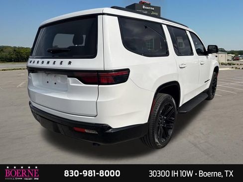 Used 2025 Jeep Wagoneer Series II w/ Premium Group I AWD/4WD image 12