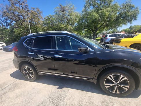 Used 2017 Nissan Rogue SL AWD/4WD image 54