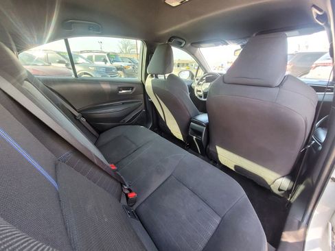 Used 2022 Toyota Corolla SE FWD image 7