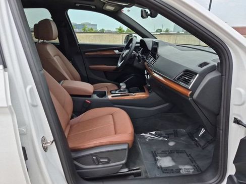 Used 2023 Audi Q5 2.0T Premium w/ Convenience Package AWD/4WD image 20