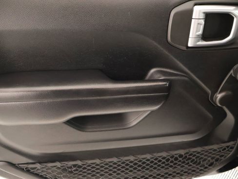 Used 2021 Jeep Wrangler Sport AWD/4WD image 12