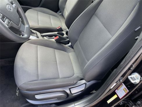Used 2022 Hyundai Accent SE w/ Cargo Package FWD image 12