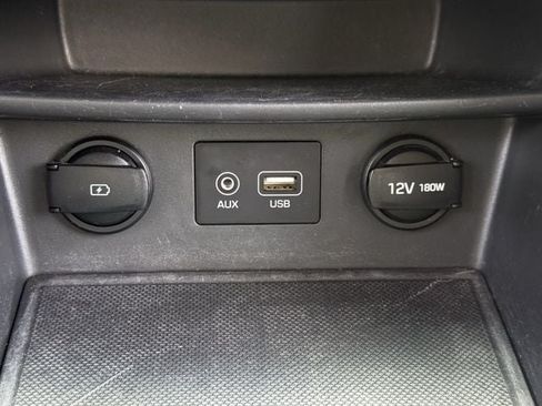 Used 2019 Hyundai Kona SE FWD image 20