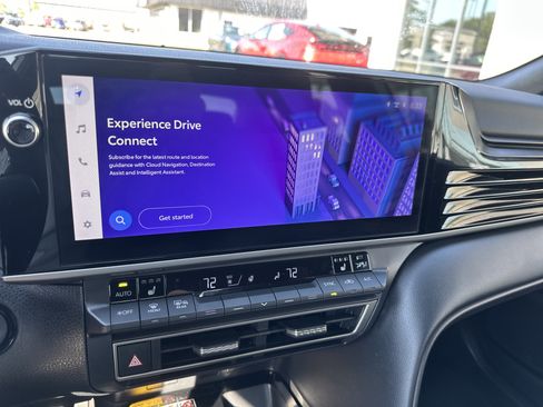 Used 2025 Toyota Camry XSE image 17