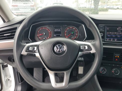 Used 2019 Volkswagen Jetta S image 27