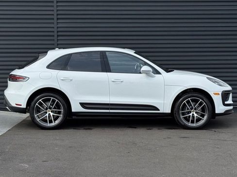New 2026 Porsche Macan image 8