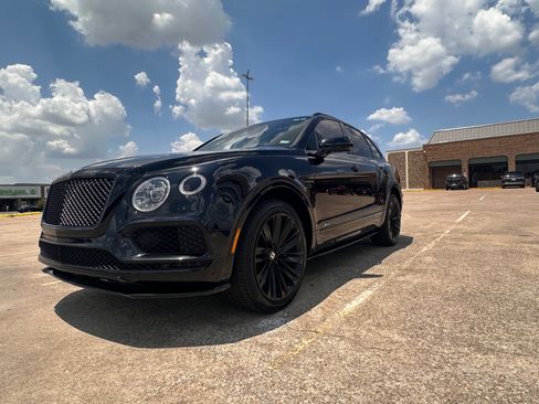 Used 2020 Bentley Bentayga Speed AWD/4WD image 26