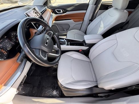 Used 2022 Jeep Compass Limited w/ Mopar Graphics Package image 17