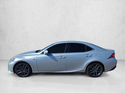 Used 2015 Lexus IS 350 image 9