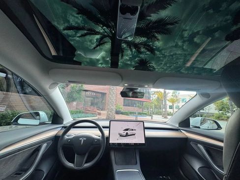 Used 2023 Tesla Model 3 Standard Range RWD image 10