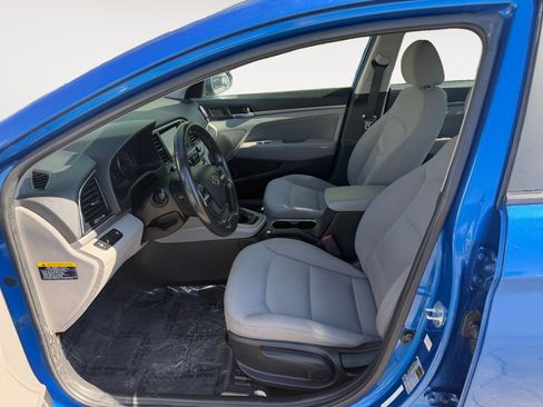 Used 2018 Hyundai Elantra Value Edition FWD image 9
