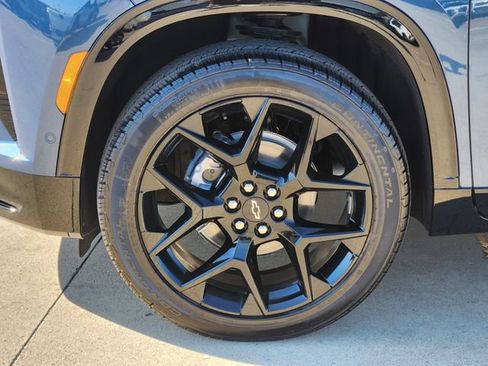 Used 2026 Chevrolet Traverse RS w/ LPO, Floor Liner Package AWD/4WD image 15
