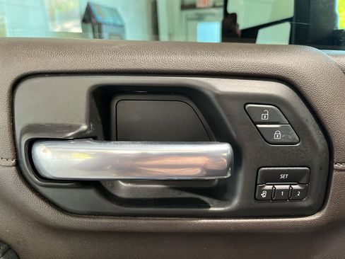 Used 2021 GMC Sierra 2500 Denali w/ Denali Ultimate Package AWD/4WD image 30