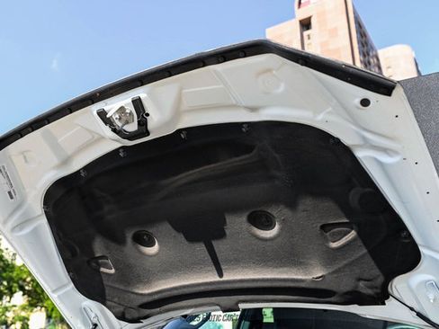 Used 2024 RAM 5500 4x4 Crew Cab image 18