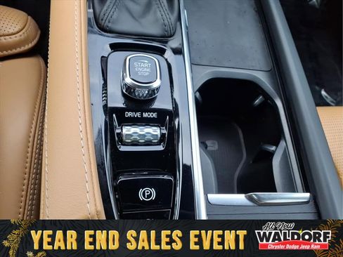 Used 2021 Volvo XC90 T6 Inscription w/ Lounge Package image 17