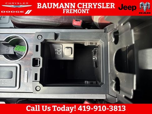 Used 2017 Ford Expedition EL Platinum AWD/4WD image 26
