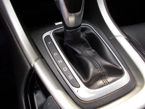 Used 2015 Ford Fusion SE w/ Equipment Group 202A FWD image 30