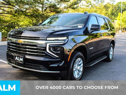 Used 2025 Chevrolet Tahoe LT AWD/4WD image 3
