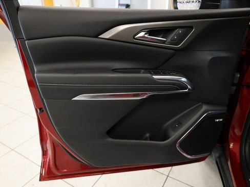 New 2025 Chevrolet Traverse LT w/ Enhanced Driving Package image 29