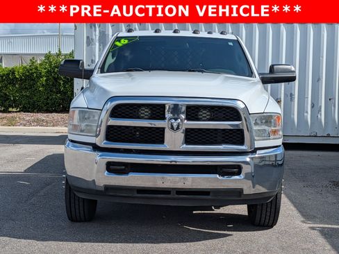 Used 2016 RAM 3500 Tradesman w/ Chrome Appearance Group RWD image 8