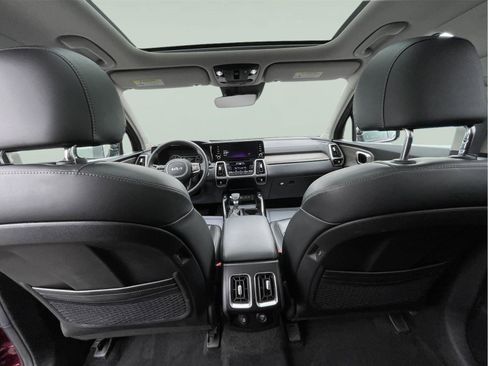 Used 2023 Kia Sorento S w/ Panoramic Sunroof Package AWD/4WD image 17