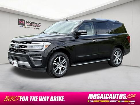 Used 2022 Ford Expedition Limited AWD/4WD image 3