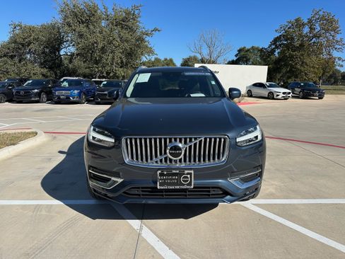 Certified 2022 Volvo XC90 T6 Inscription w/ Climate Package image 8