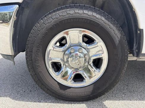 Used 2017 RAM 2500 Tradesman w/ Chrome Appearance Group RWD image 13