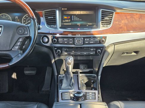 Used 2016 Hyundai Equus Ultimate RWD image 16