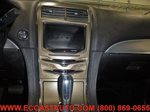Used 2013 Lincoln MKX FWD image 12