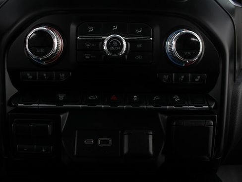 Used 2021 GMC Sierra 2500 AT4 w/ Gooseneck/5TH Wheel Package image 6