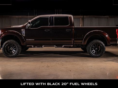 Used 2018 Ford F250 Lariat w/ Lariat Value Package AWD/4WD image 5