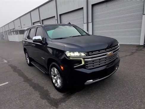 Used 2021 Chevrolet Tahoe Premier w/ Premium Package image 52