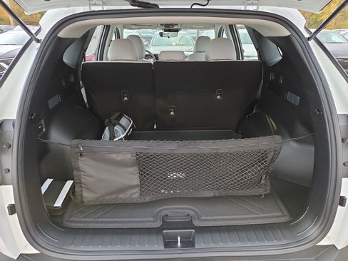 New 2026 Hyundai Tucson SE image 8