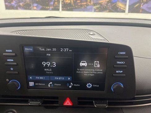 New 2026 Hyundai Elantra SEL Sport Premium FWD image 16
