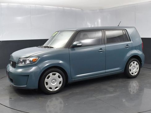 Used 2008 Scion xB FWD image 5