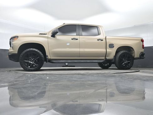 Used 2022 Chevrolet Silverado 1500 Custom Trail Boss w/ LPO, Dark Essentials Package AWD/4WD image 27