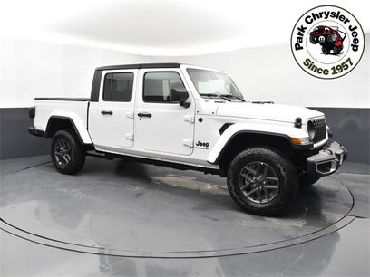 Used 2024 Jeep Gladiator Sport