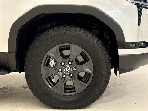 Used 2024 Lexus GX 550 image 6