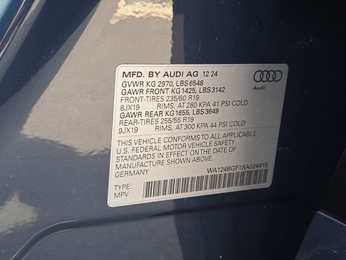 Used 2025 Audi Q6 e-tron Premium Plus image 26