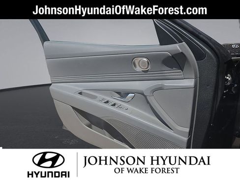 New 2026 Hyundai Elantra SEL Sport Premium FWD image 38