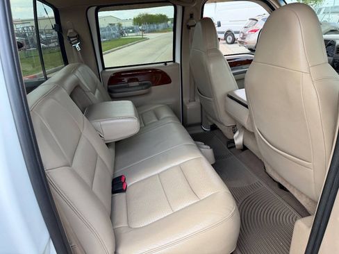Used 2001 Ford F350 Lariat AWD/4WD image 23