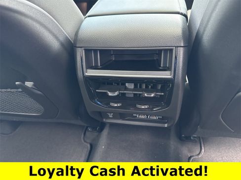 New 2025 Jeep Grand Cherokee Laredo w/ Luxury Tech Group I image 32